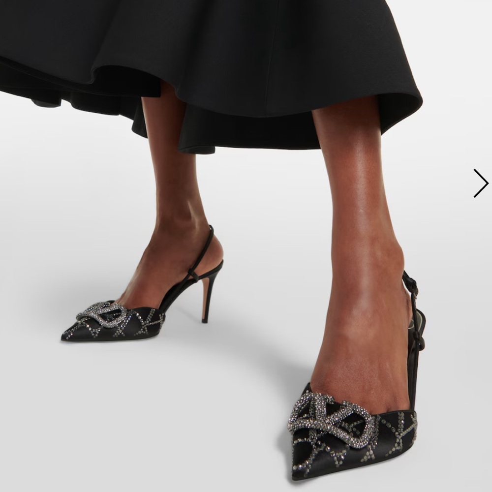 67% Off! NIB! NEW! Valentino Garavani VLogo Studded Evening Slingback Pumps